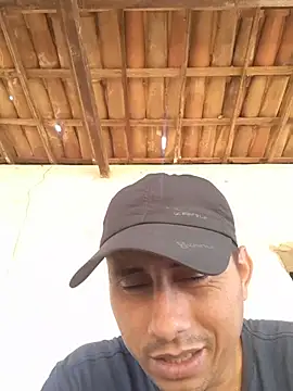 Show de luissilva0071 na webcam