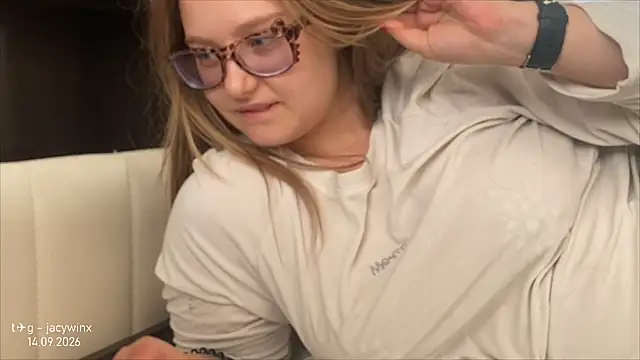 JacyWinslat Live XXX-chat