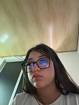 Chatroom XXX en direct de Amy_adely