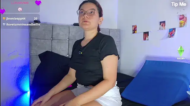 Evaa_02 Live XXX-chat