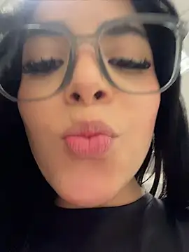 ArieliciousXXX Live XXX Chat