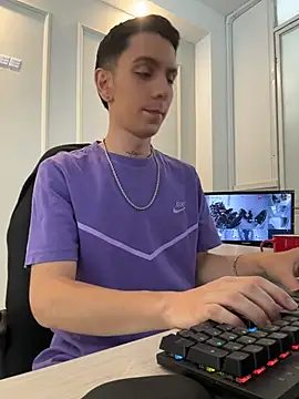 Chat XXX ao vivo de Liam_Fiire