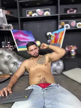 matteosantos élő XXX-chatje