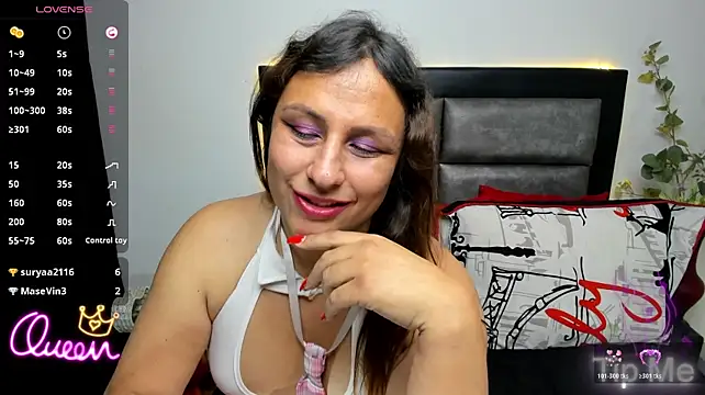Chat +18 de WildDolls ao vivo