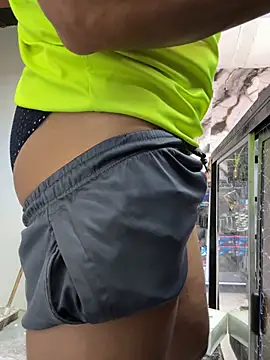 Paul22cm- Chat XXX in diretta