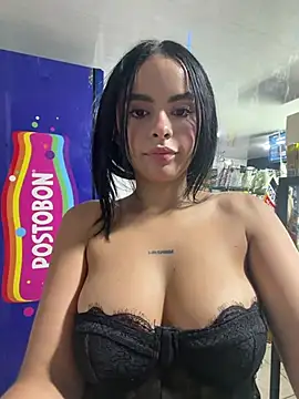 Chat XXX en directo de kitty_rousse01