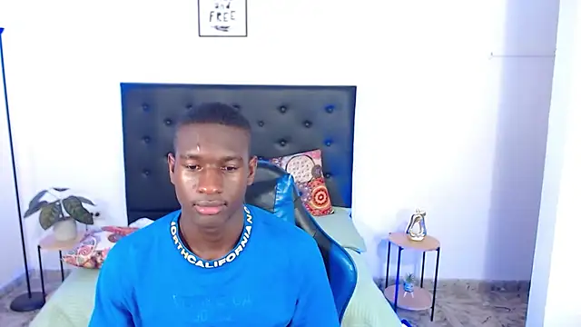 Онлайн чат XXX yousimon18