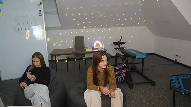 Sweet_cherry054 XXX чат на живо