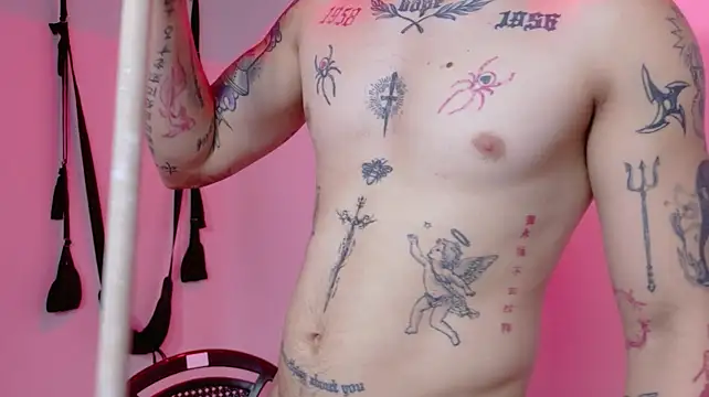AliceandMax's Live XXX Chat