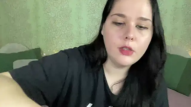 IvyLebelly Chat XXX in diretta