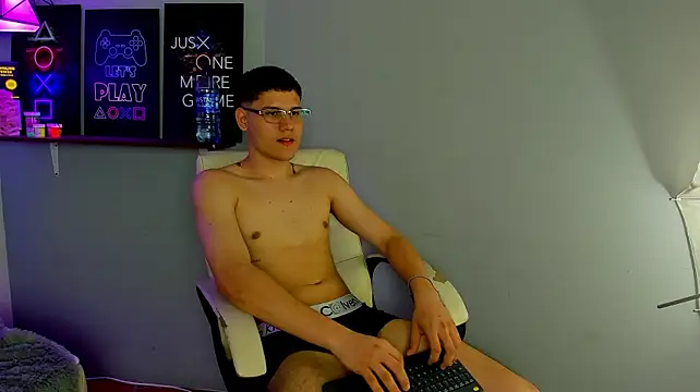 Chat XXX Live luca_white