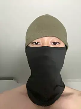 qazpqp Webcam show