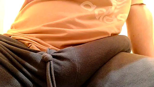 gae89tano webcam show