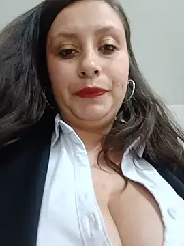 XXX chat uživo modela LIA--23