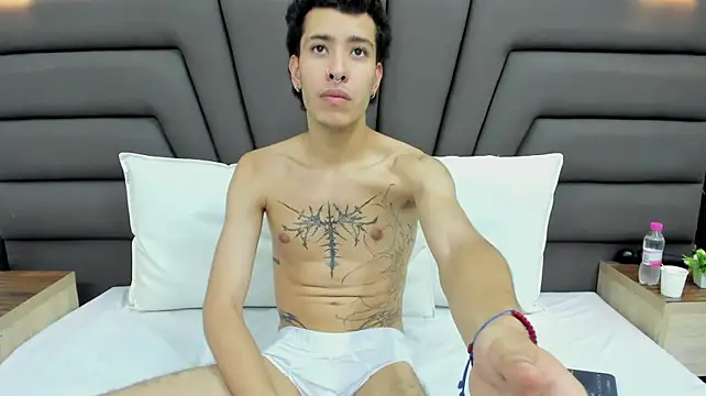 Chat +18 de Lux_and_Luna ao vivo
