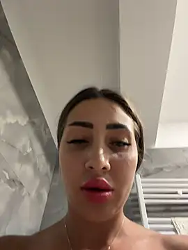 Онлайн чат XXX BonyBon29