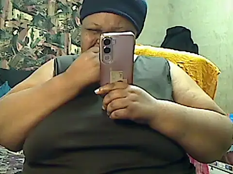 Chat +18 de HOTSUGARX5 ao vivo