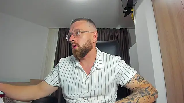 Czat XXX na żywo – Findom_guy