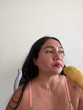צ'אט XXX בשידור חי של juliana_diaz