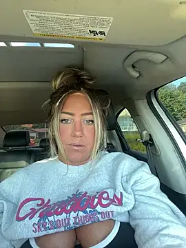 sunshinekisses Show in webcam