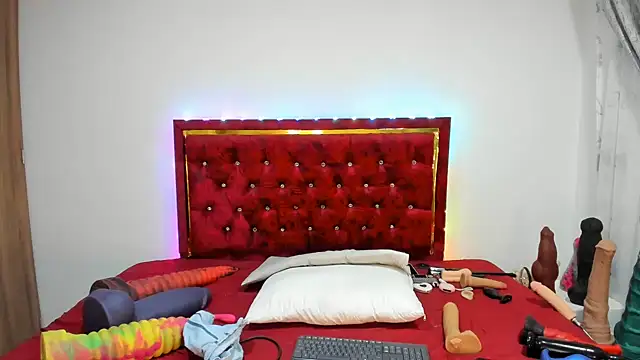 Chat +18 de charlloteevans_X ao vivo