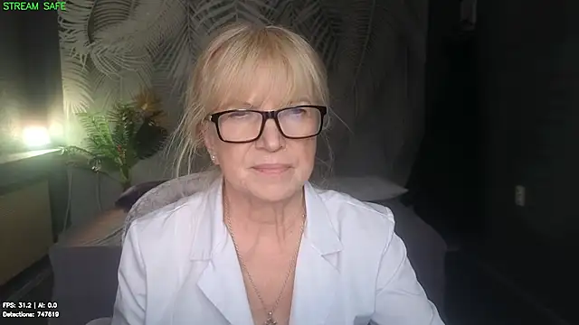 צ'אט XXX בשידור חי של Dr_Mireille