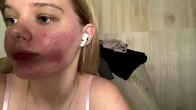 Živý XXX chat Malinwitch