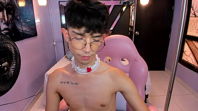 Chat +18 de LiamHeatx ao vivo