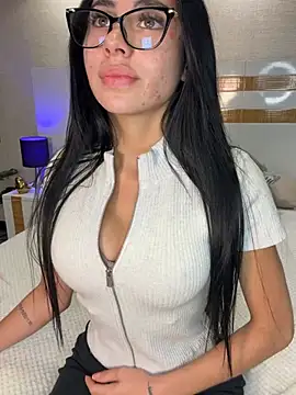 zaffira_ Live XXX-chat