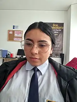 Angela__05 লাইভ XXX চ্যাট