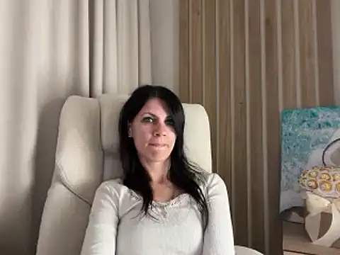 InjaAtHome live XXX chat