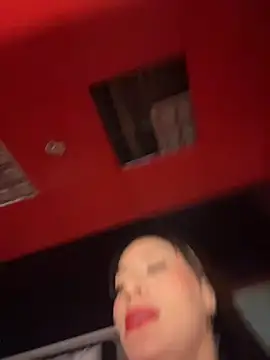 IAmNobodyXXX লাইভ XXX চ্যাট