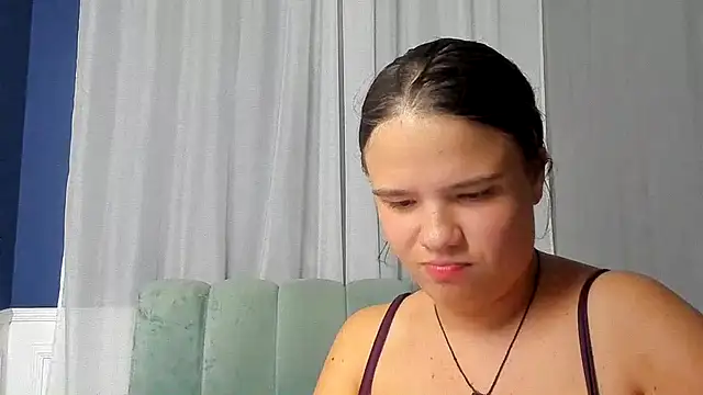 Chat XXX en directo de AdeleCruz