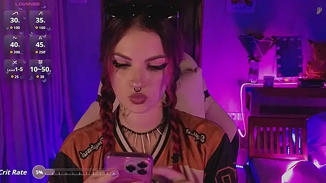 Živý XXX chat BratzieDarsie