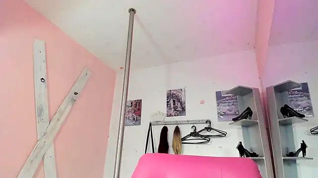 CAMILA--REY live XXX chat