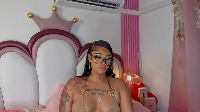 Mia_Jansen live XXX chat