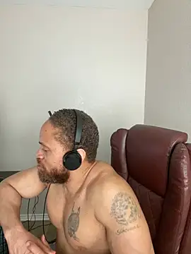 Czat XXX na żywo – Fathero1time