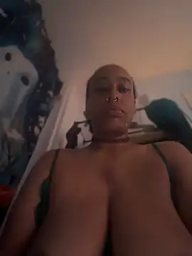 LUNA4pussy élő XXX-chatje