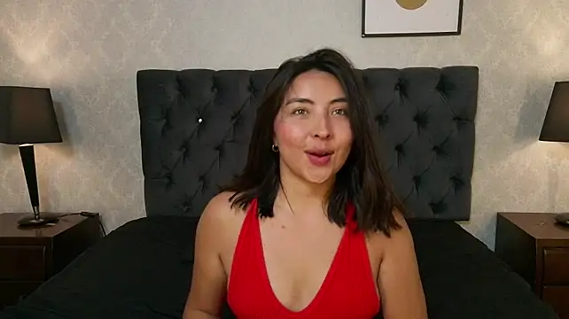 SofiBlosh's Live XXX Chat