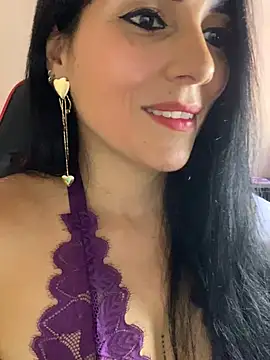 Онлайн чат XXX Miaswwe