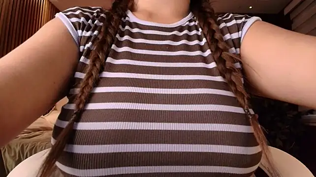 Chatroom XXX en direct de Mili_Cat