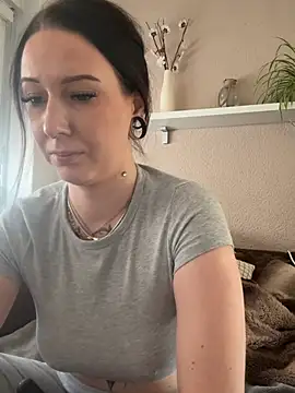 Trixie-Tainted's Webcam Show