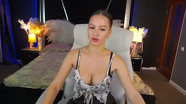 MissSonyaShy XXX чат на живо