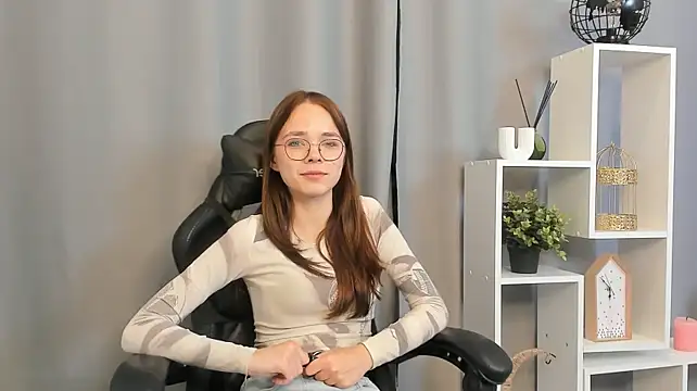 MaribelAntwi Chat XXX live