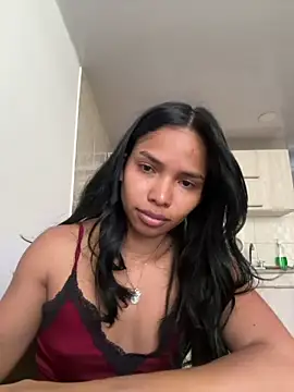 girlskinny06's Live XXX Chat