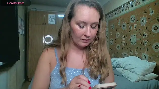 AnnaXLovers' Live XXX Chat