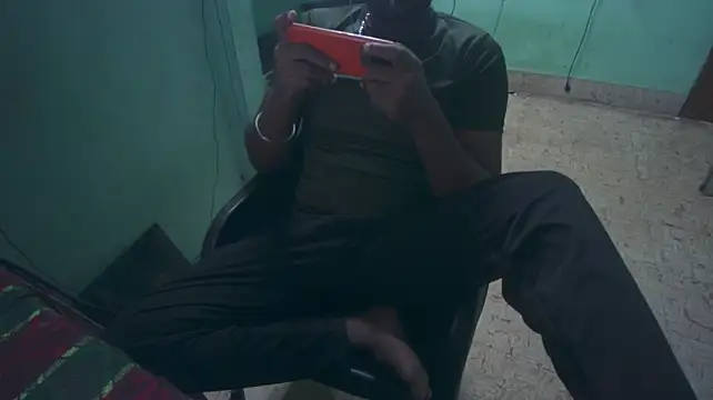 Tamil_KDD's Live XXX Chat