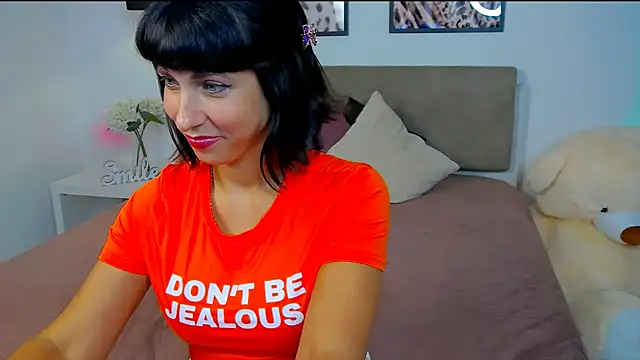 HeidieRaven's Live XXX Chat