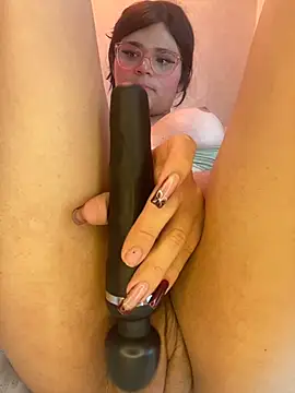dayis_butera Adlı Modelin Canlı XXX Sohbeti