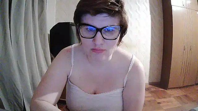 XXX chat uživo modela Jolinaha